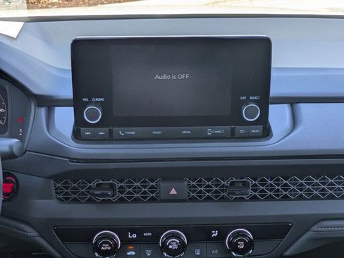 Used 2025 Honda Accord LX image 17