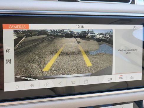 Used 2021 Land Rover Range Rover image 23