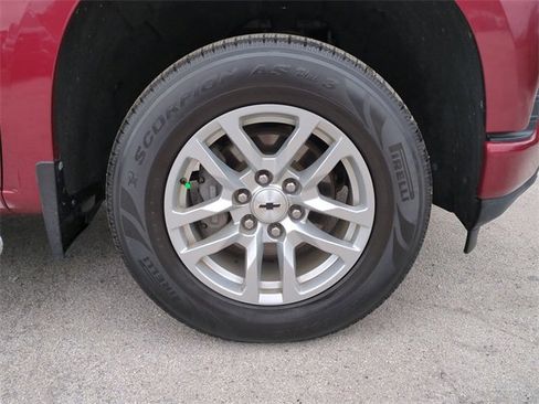 Used 2019 Chevrolet Silverado 1500 RST image 11