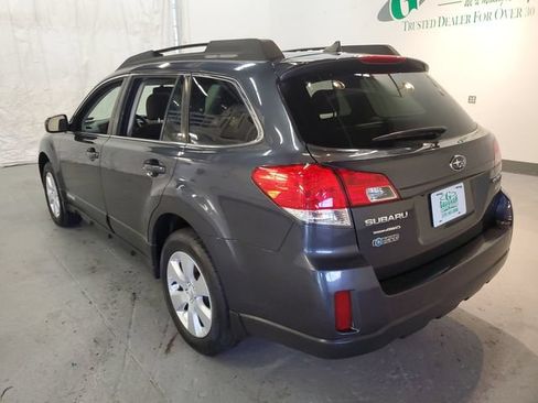 Used 2011 Subaru Outback 2.5i Premium AWD/4WD image 4
