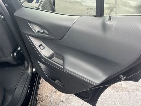 Used 2025 Chevrolet Equinox LT image 24