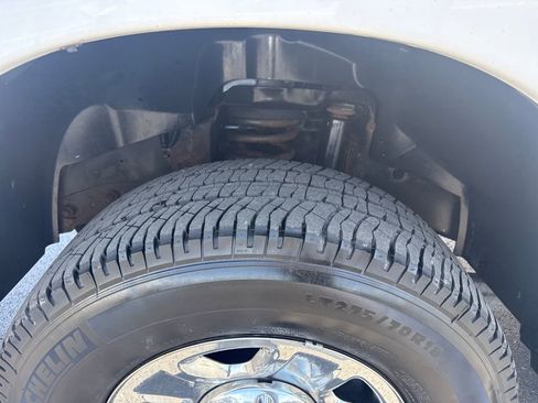 Used 2014 RAM 2500 SLT AWD/4WD image 17