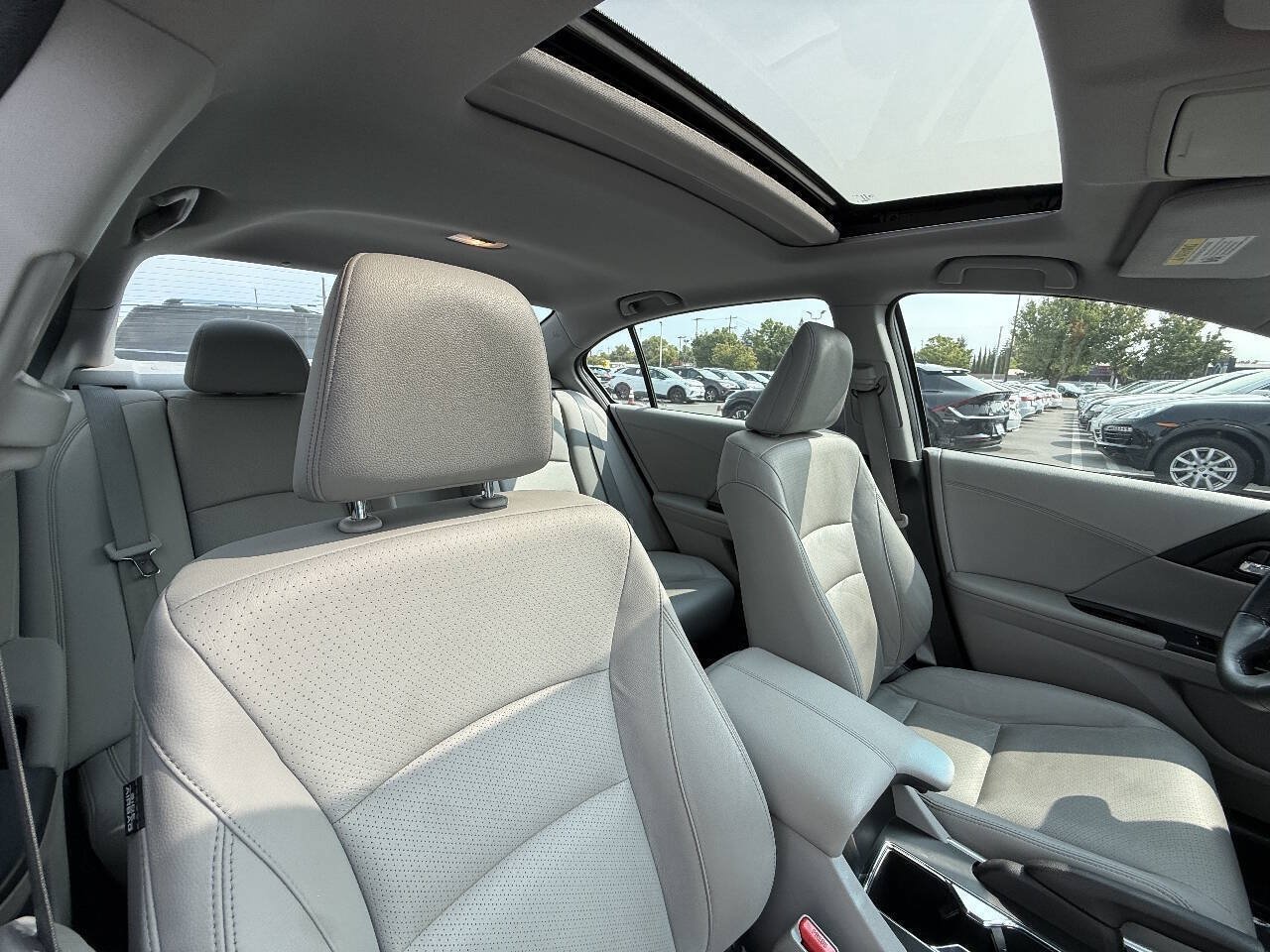 Used 2013 Honda Accord EX-L image 21