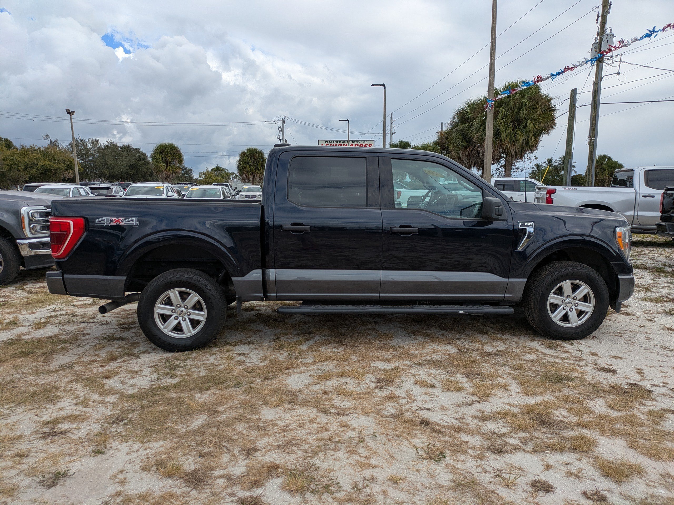 Used 2022 Ford F150 XLT w/ Equipment Group 301A Mid AWD/4WD image 3