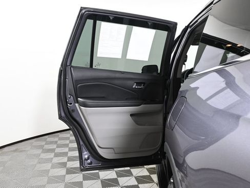 Used 2022 Honda Pilot Touring image 30