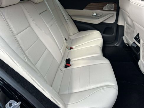 Used 2023 Mercedes-Benz GLE 350 4MATIC image 23