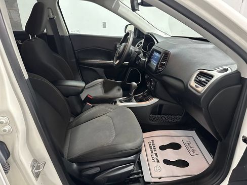 Used 2021 Jeep Compass Sport AWD/4WD image 22
