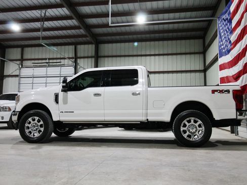 Used 2022 Ford F250 King Ranch w/ King Ranch Ultimate Package AWD/4WD image 6