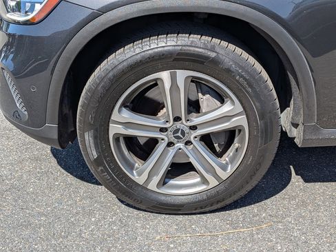 Used 2022 Mercedes-Benz GLC 300 image 10