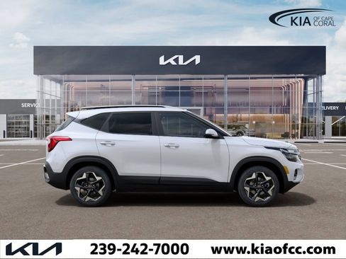 New 2026 Kia Seltos S FWD image 7