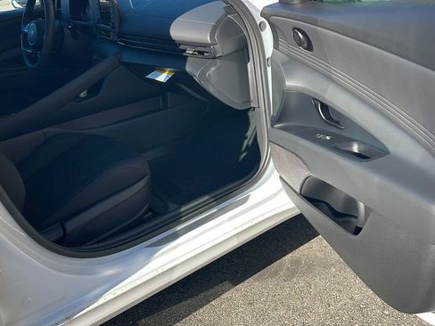 New 2026 Hyundai Elantra SEL Sport image 32