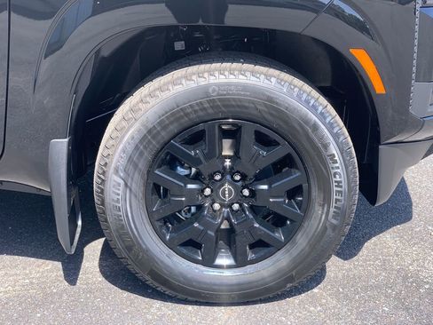 New 2026 Nissan Frontier SV RWD image 8