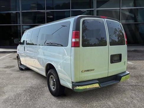 Used 2019 Chevrolet Express 3500 LT w/ LT Preferred Equipment Group RWD image 3
