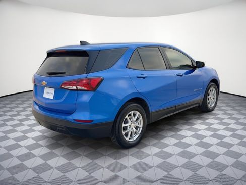 Certified 2024 Chevrolet Equinox LS FWD image 9