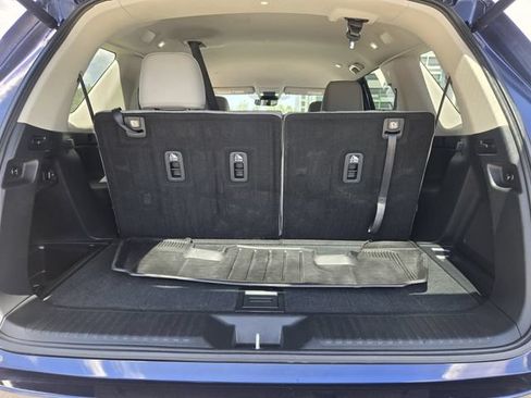 Used 2025 Honda Pilot EX-L image 14