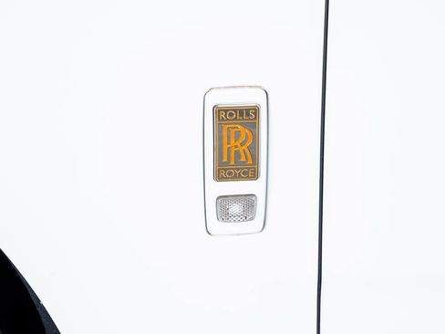 Used 2021 Rolls-Royce Cullinan image 21