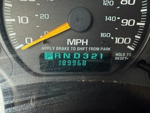 Used 2000 GMC Sierra 1500 2WD Extended Cab image 12