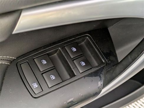 Used 2017 Buick Regal Sport Touring image 13