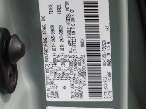 Used 2024 Toyota Tundra SR5 w/ SR5 Premium Package image 31