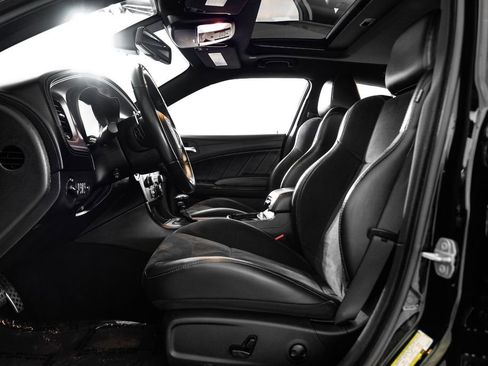 Used 2023 Dodge Charger R/T w/ Plus Group image 3