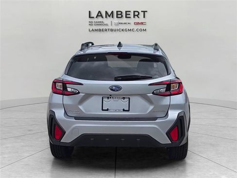 Used 2024 Subaru Crosstrek 2.0i Premium AWD/4WD image 4