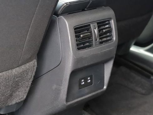 Used 2025 Nissan Rogue SV AWD/4WD image 20