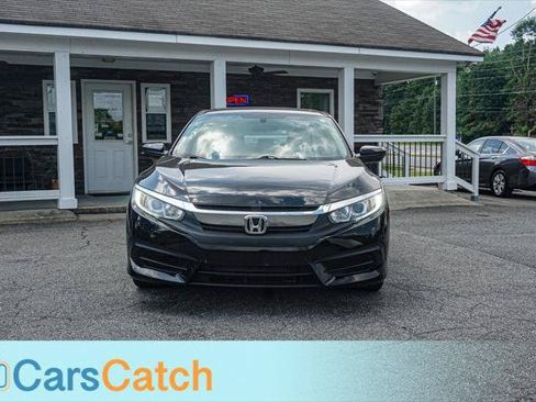 Used 2018 Honda Civic EX image 11