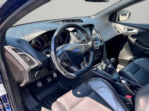 Used 2016 Ford Focus ST w/ Equipment Group 402A FWD image 12