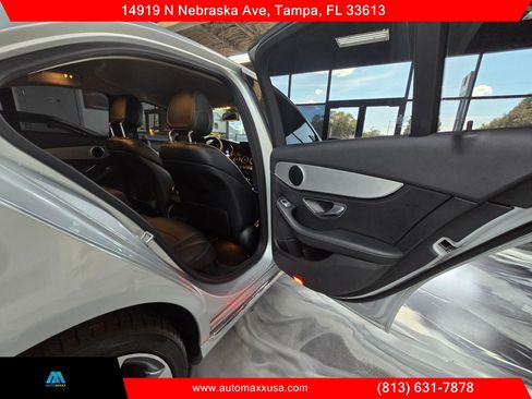 Used 2015 Mercedes-Benz C 300 Sedan image 24