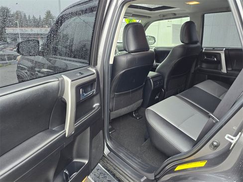 Used 2020 Toyota 4Runner SR5 Premium w/ Moonroof Package image 15