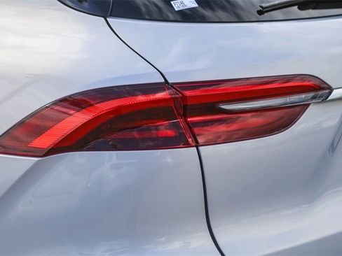 Used 2024 Maserati Grecale GT image 9