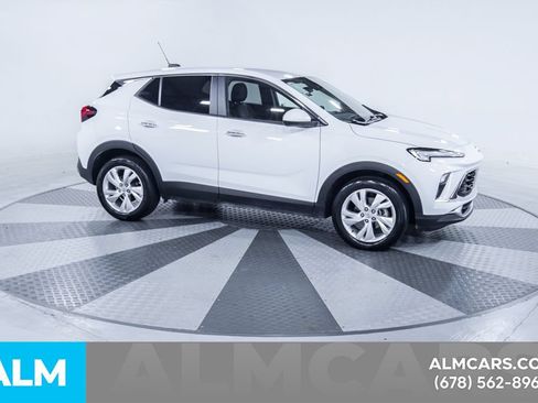 Used 2025 Buick Encore GX Preferred FWD image 13