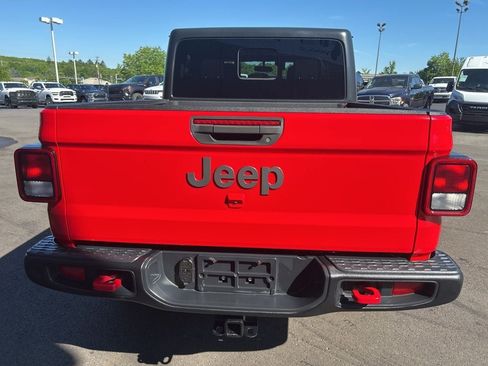 Used 2020 Jeep Gladiator Rubicon w/ Trailer Tow Package AWD/4WD image 5