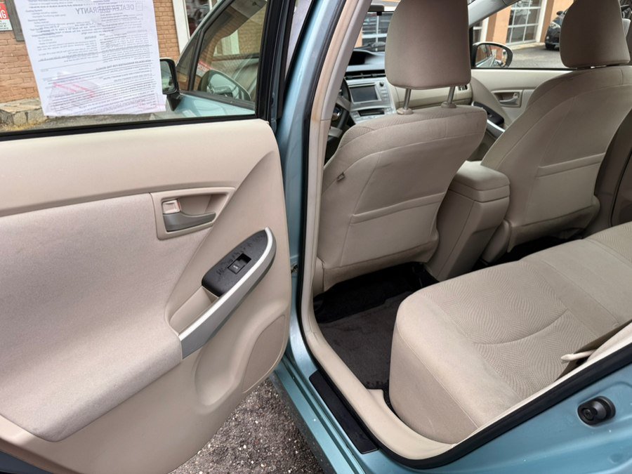 Used 2014 Toyota Prius Three FWD image 13