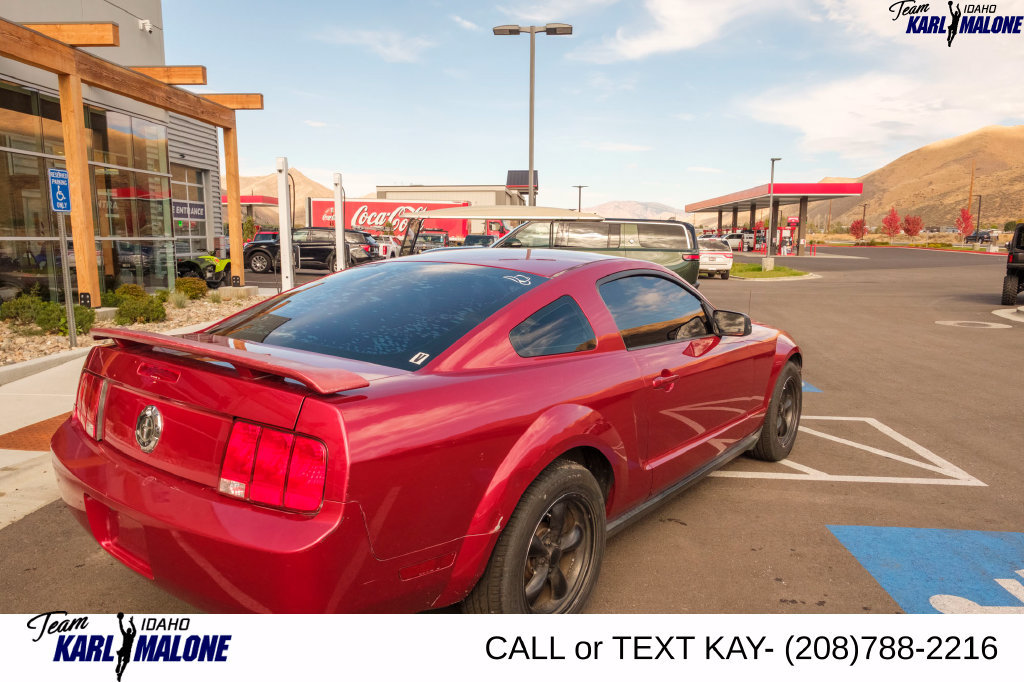 Used 2005 Ford Mustang Premium RWD image 9