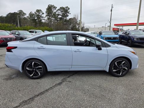 New 2025 Nissan Versa SR w/ Trunk Package FWD image 11