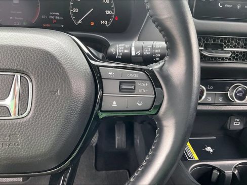 Certified 2025 Honda HR-V EX-L image 12