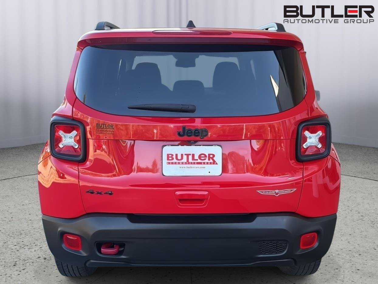 Used 2023 Jeep Renegade Trailhawk AWD/4WD image 5
