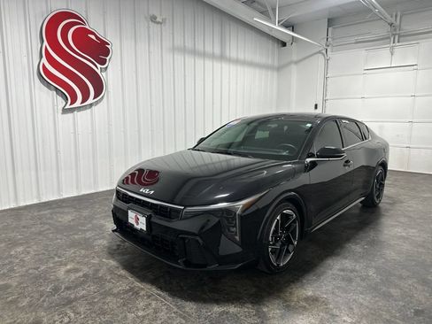 Used 2025 Kia K4 GT-Line w/ GT-Line Premium Package FWD image 1