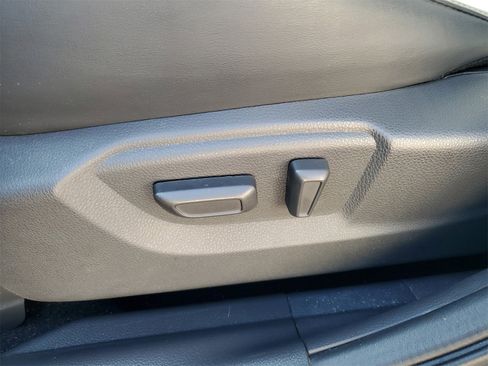 New 2024 Mitsubishi Eclipse Cross SE image 7