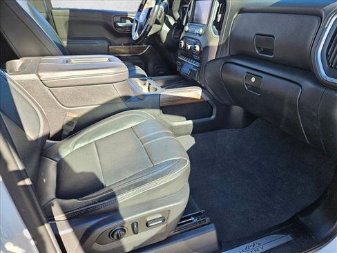 Used 2019 Chevrolet Silverado 1500 High Country w/ Technology Package image 19