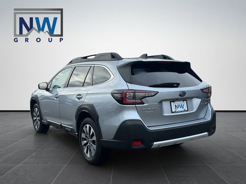 Used 2024 Subaru Outback Limited image 26
