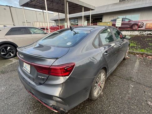 Used 2022 Kia Forte GT w/ GT Technology Package image 3