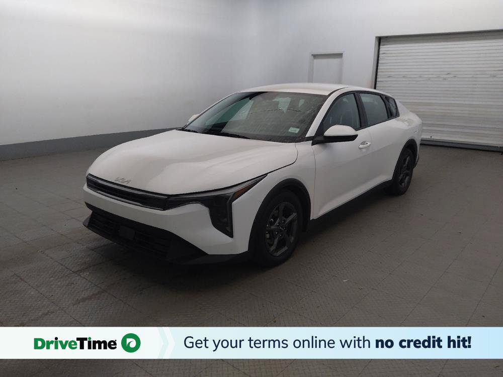 Used 2025 Kia K4 FWD image 1