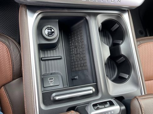 New 2025 Ford Expedition King Ranch image 12