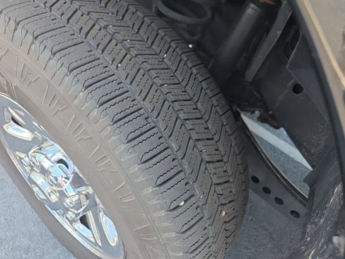 Used 2022 RAM 2500 Big Horn AWD/4WD image 13