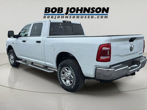 Used 2024 RAM 2500 Tradesman w/ Chrome Appearance Group image 5