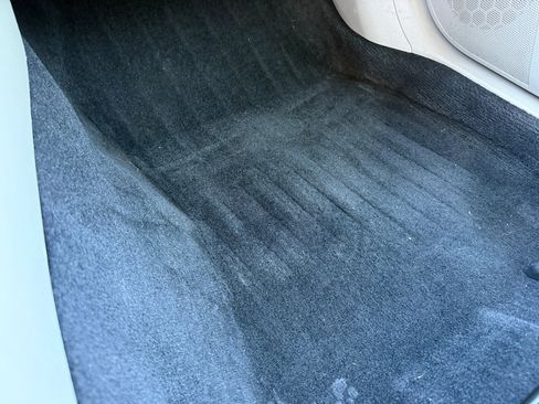 Used 2011 Subaru Outback 2.5i Premium w/ All-Weather Pkg image 17