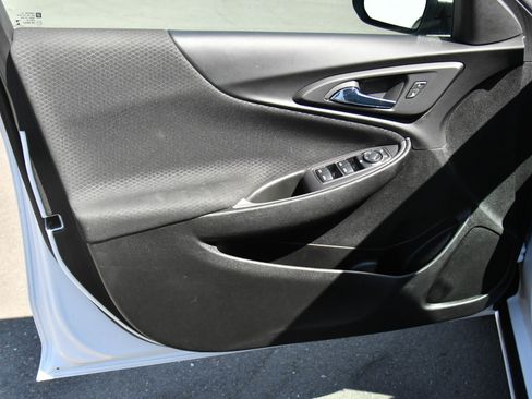 Used 2023 Chevrolet Malibu RS image 13