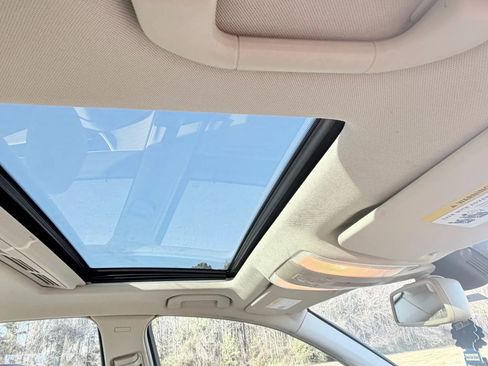 Used 2012 Mercedes-Benz C 300 C 300 4MATIC Luxury Sedan 4D image 8